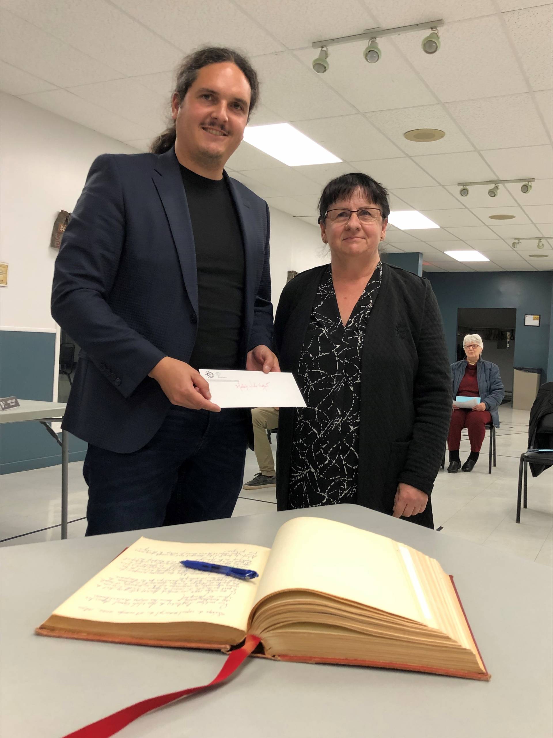 35 ans de dévouement et de service aux citoyens pour Nicole Garant